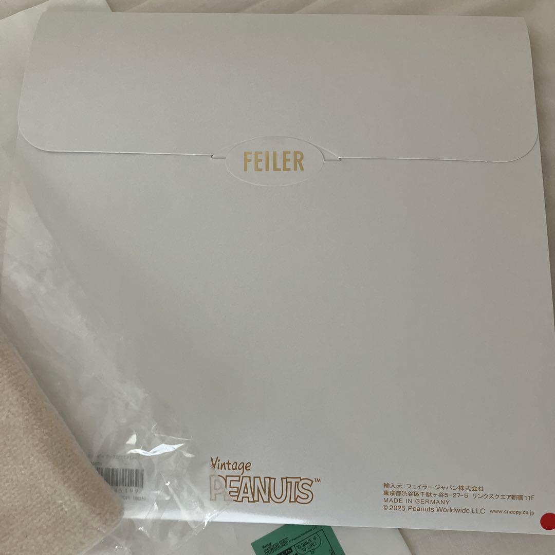 FEILER SNOOPY 阪急西宮　ポーチ＆タオルハンカチ