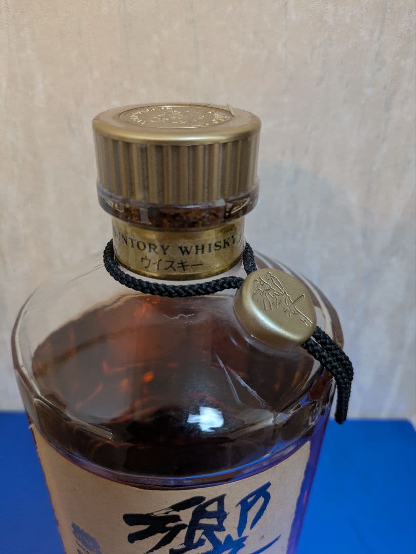 【値下げ】古酒/未開栓　750　ウイスキー響　ノンエイジ　金キャップ　裏金ラベル