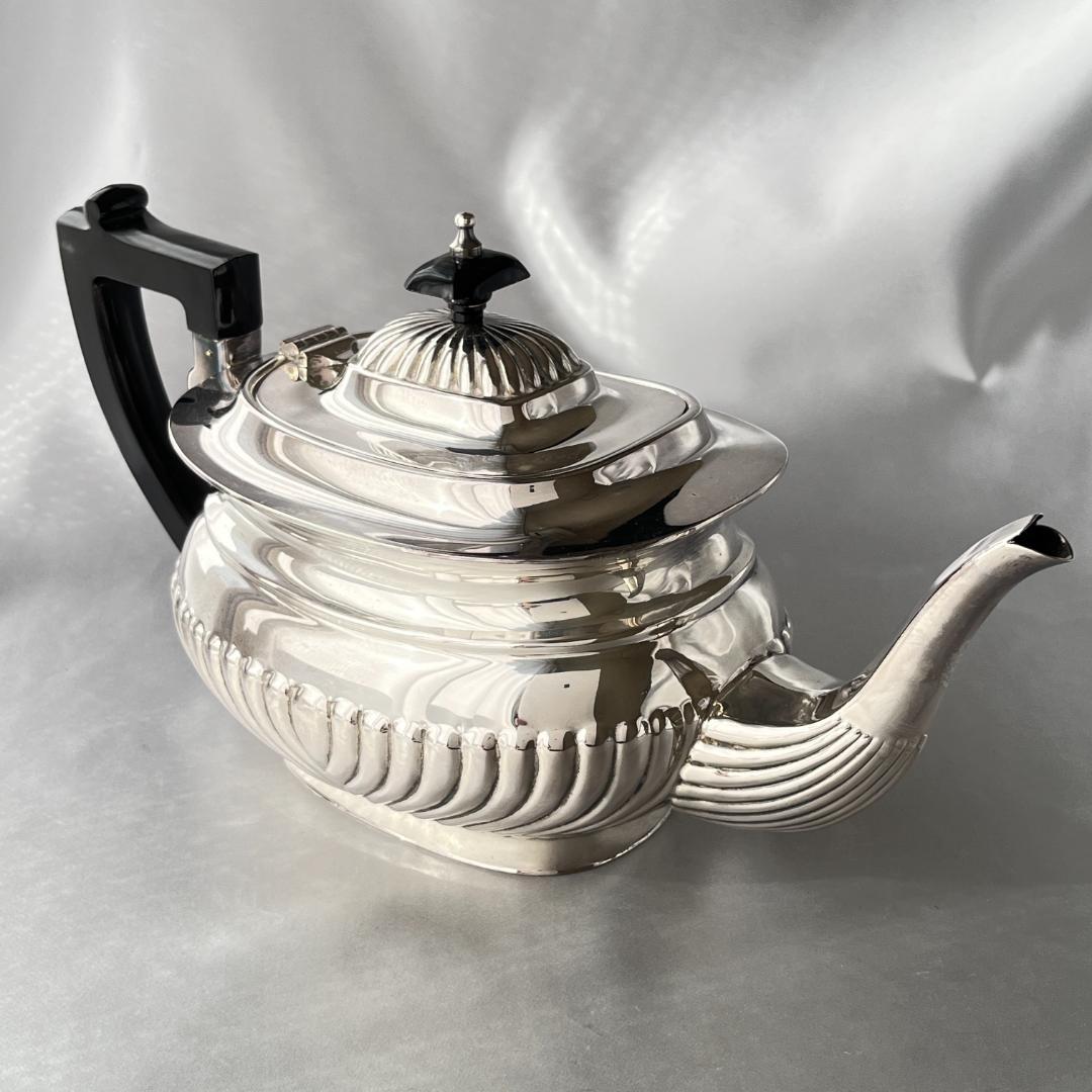 【J B Chatterley & Sons】 ハーフリブのティーセット 3点