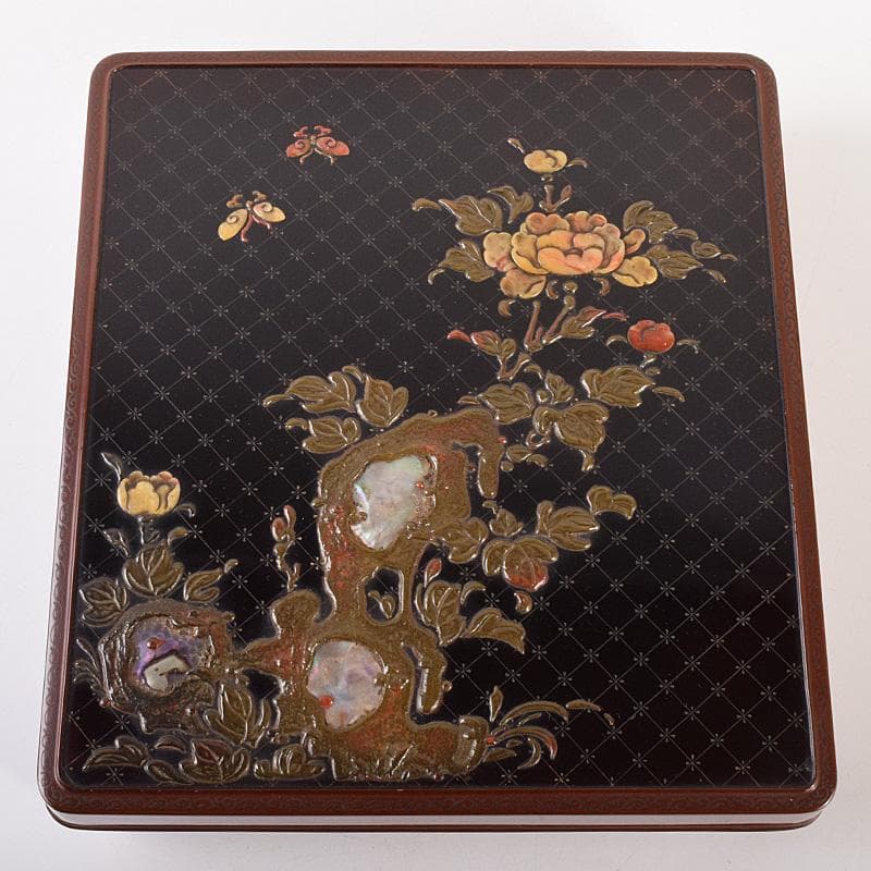 書道具　黒漆　玉石螺鈿装飾　花蝶文　硯箱　時代箱付　G　R7807
