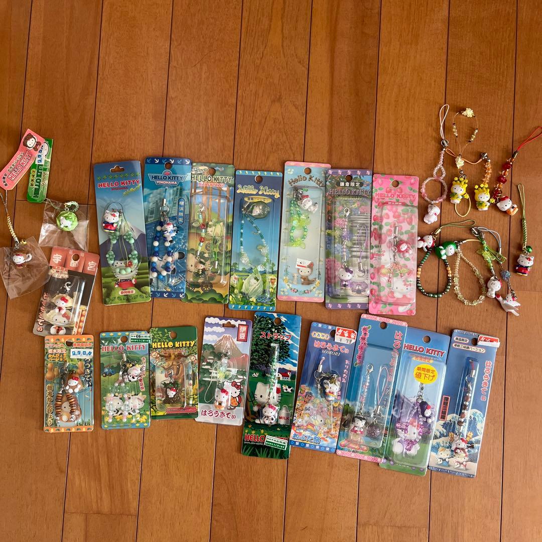 ハローキティご当地ストラップ