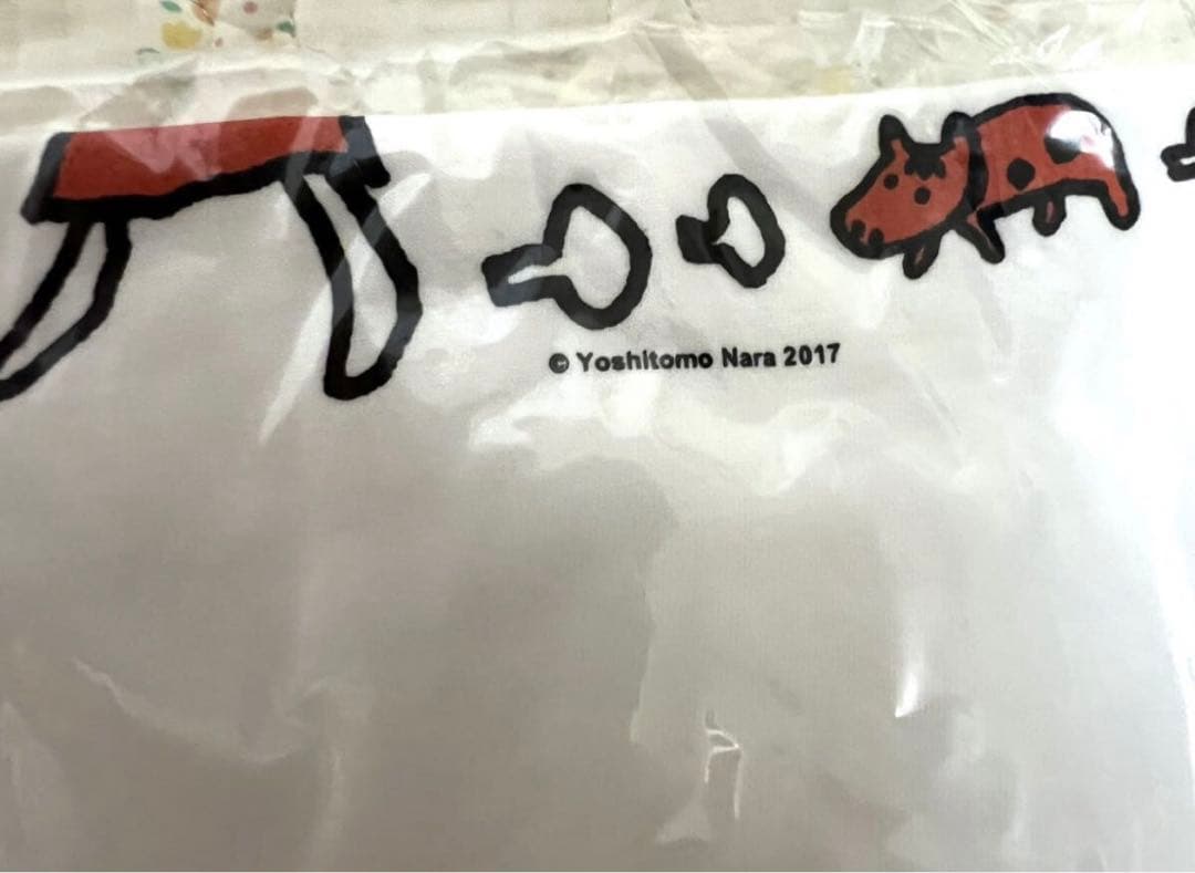 奈良美智のTシャツ2017