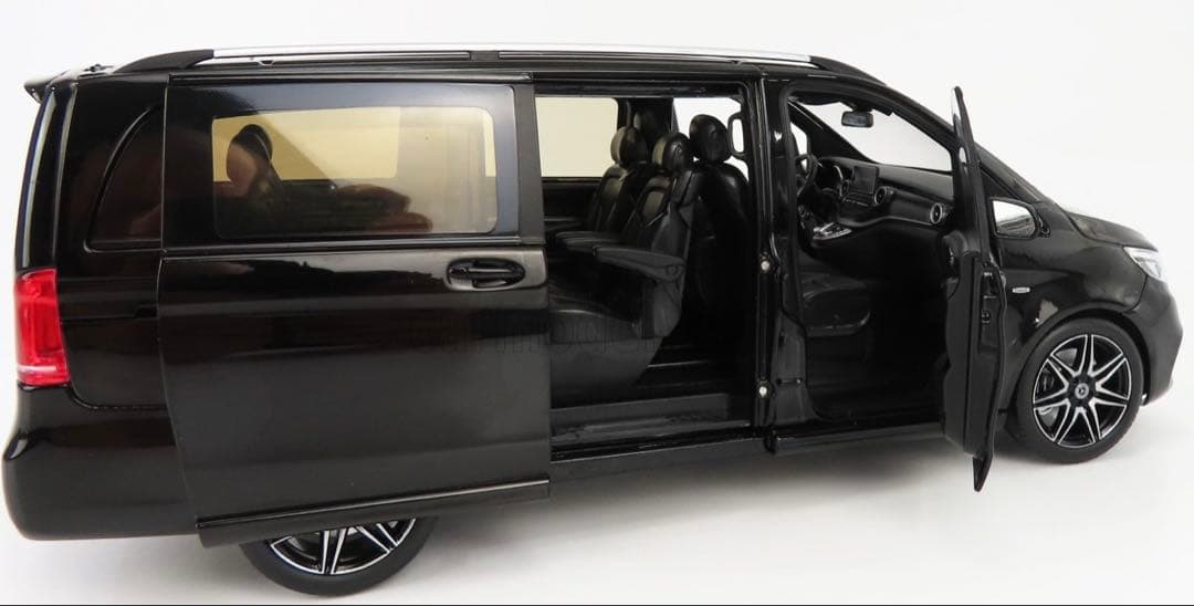 1/18 メルセデスベンツ Vクラス AMG Line W447 ブラック