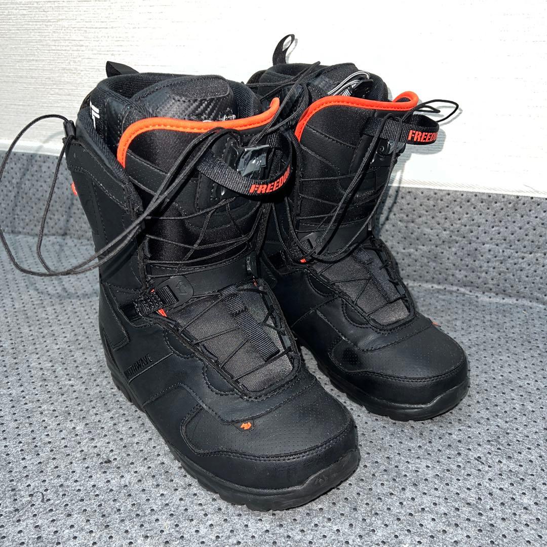 7-８回使用 NORTHWAVE FREEDOM スノーボードブーツ