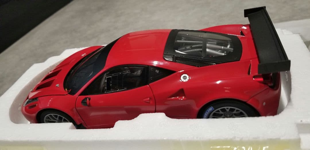 1/18 HOTWHEELS ELITE フェラーリ458 ITALIA GT2