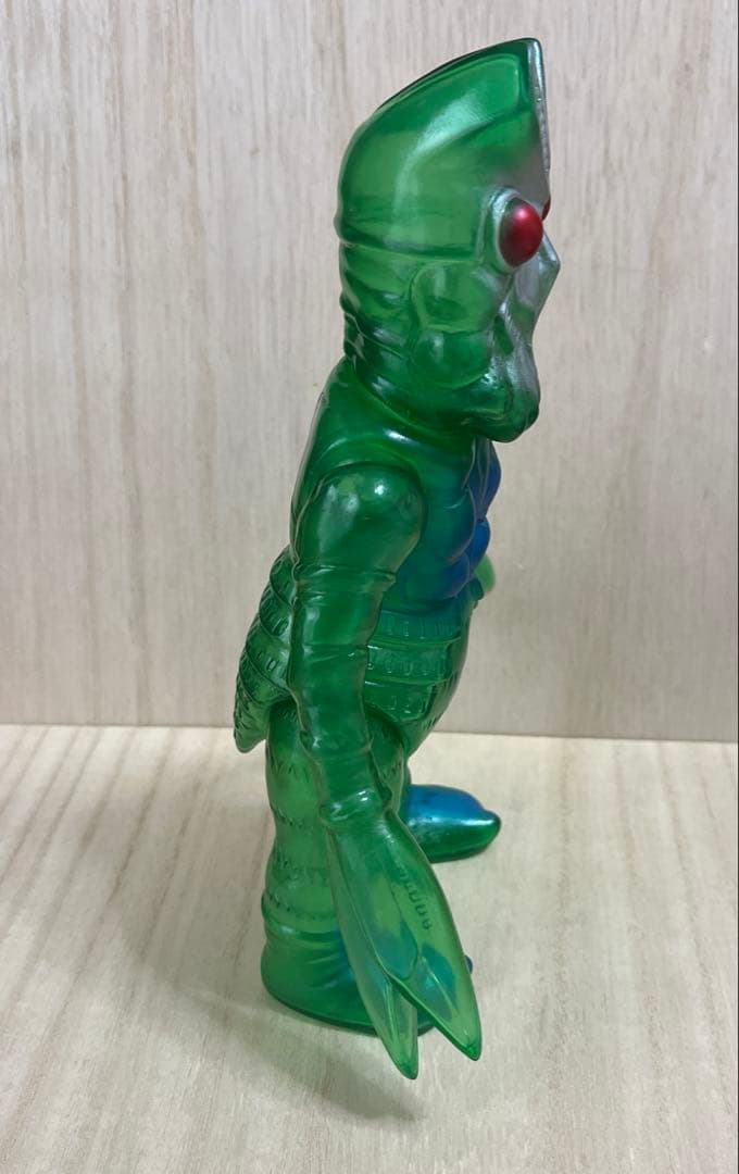 ブルマァク　復刻　ソフビ　バルタン星人　クリア