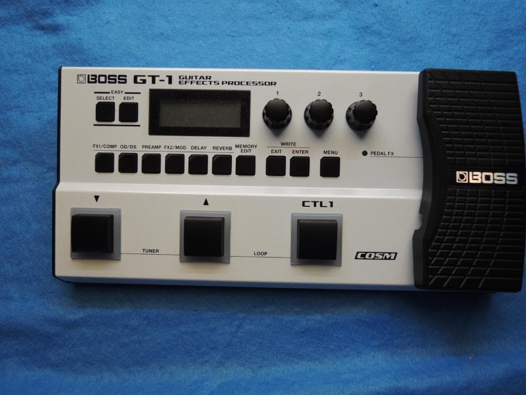 ♪新品同様♪GT-1-WH★新品バック、元箱・説明書、大容量おまけ電源付き