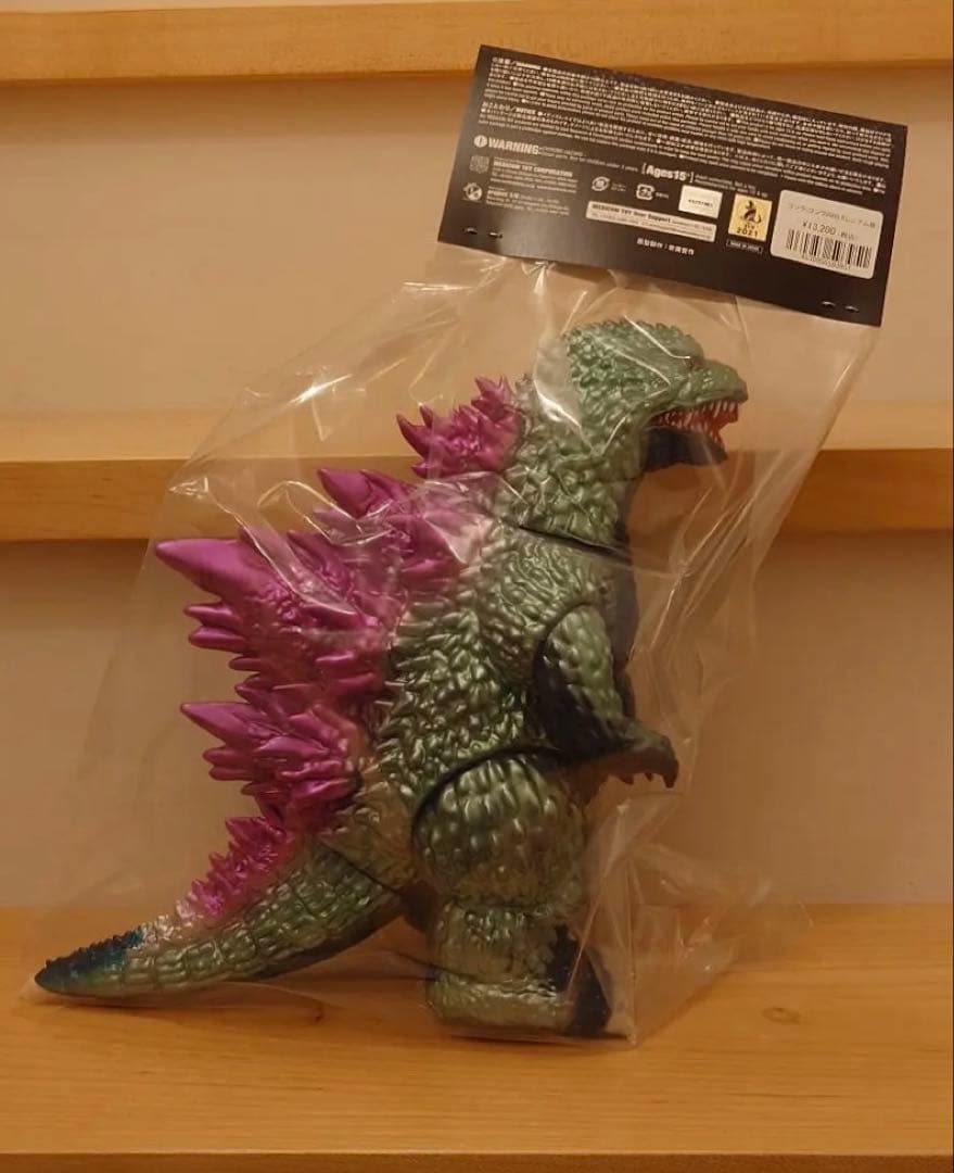 安楽安作 ゴジラ（ゴジラ2000 ミレニアムゴジラ版） メディコム・トイ