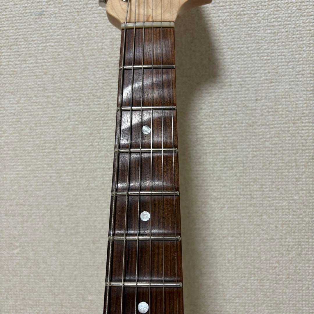 ストラトキャスター エレキギター クリームホワイト