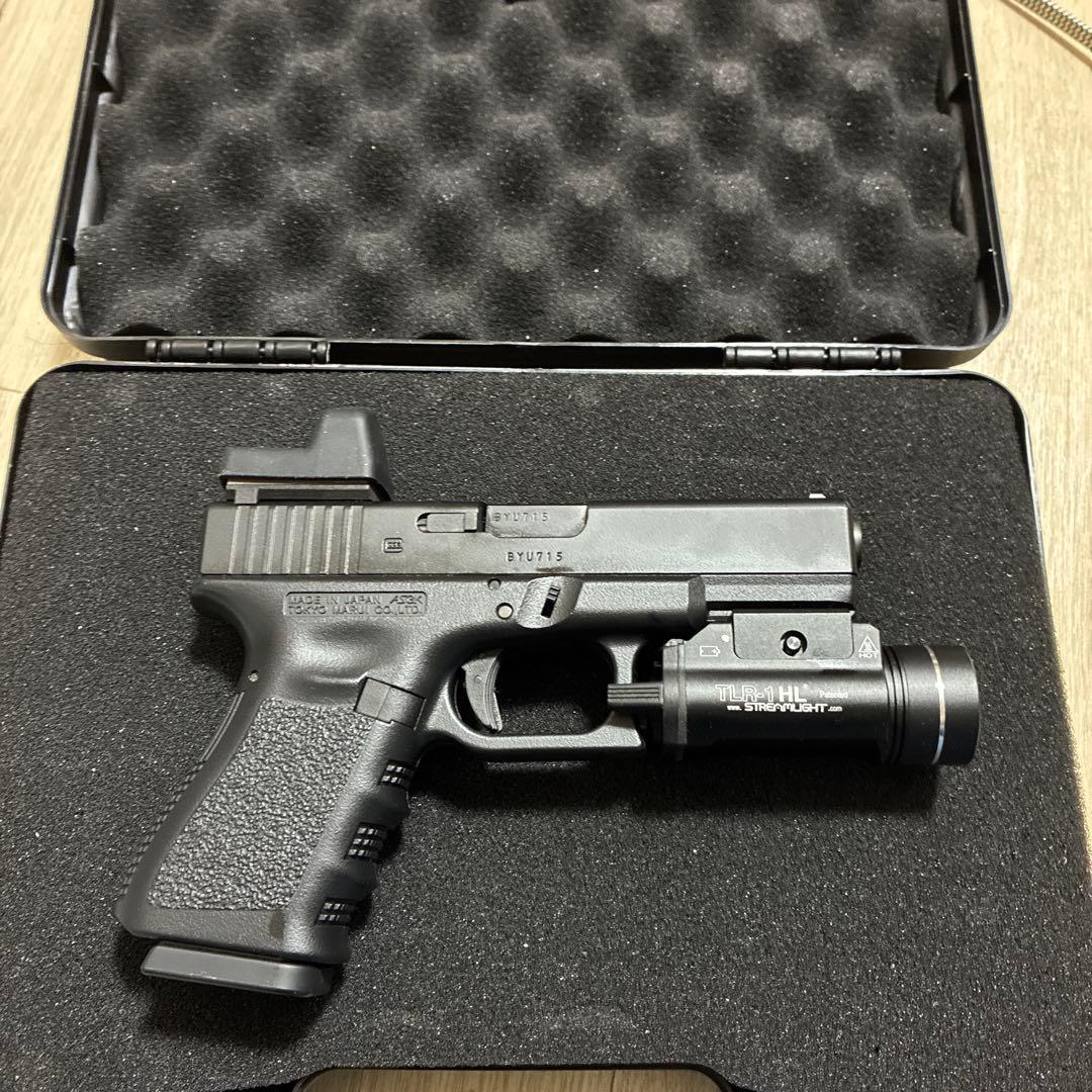 GLOCK 19 ガスガン ストロボライト付き