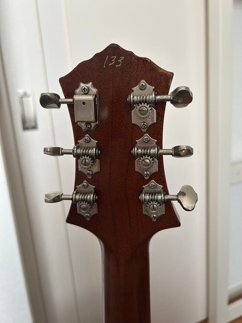 【さかな7】Knaggs Guitars Keya