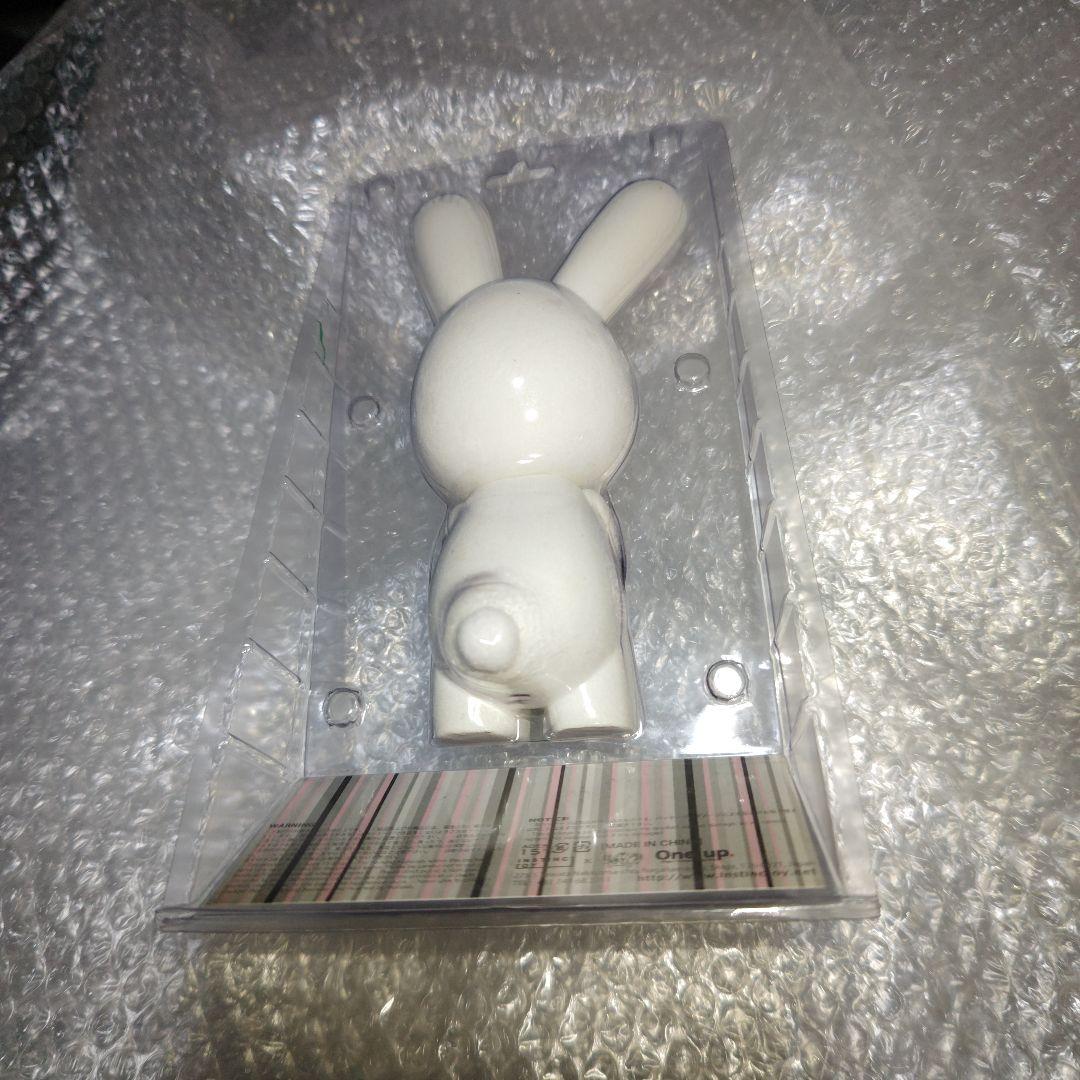 インスティンクトイ　パンデミック　フィギュア　白