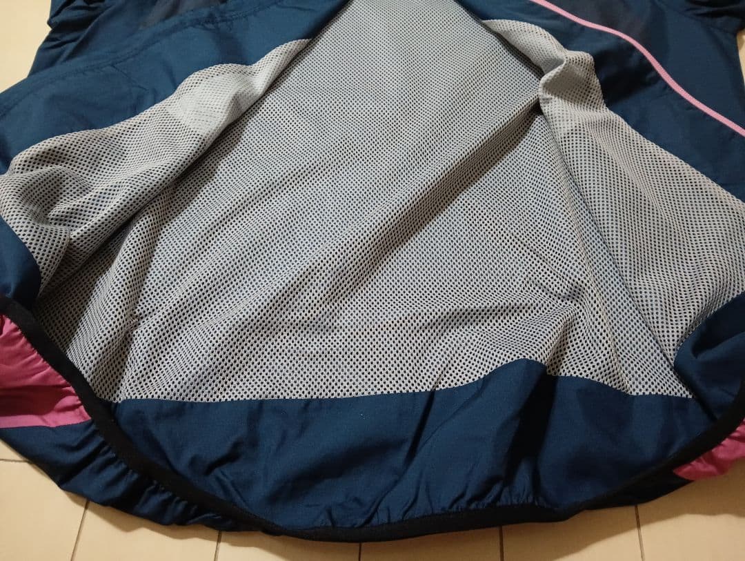 arenaアリーナ ナイロン セットアップ上下 水泳ARS-1086 1046P