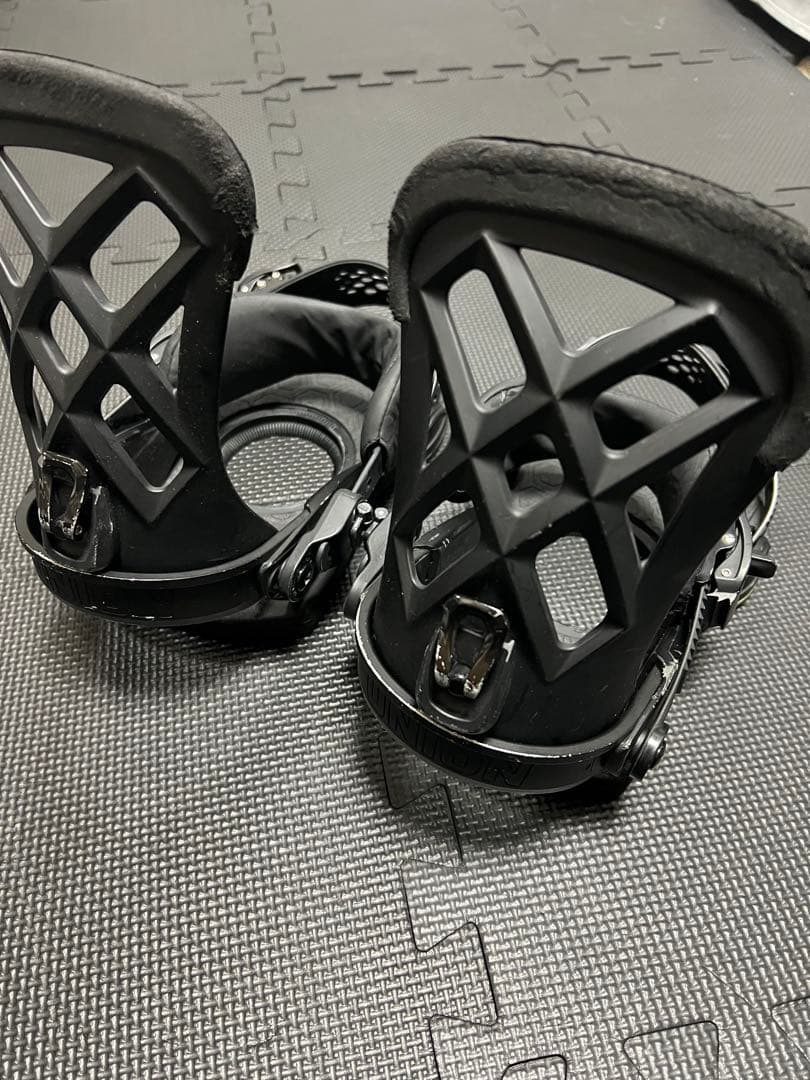 スノーボードビンディング(UNIONコンタクトプロ)