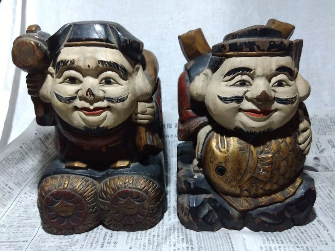 ♪大きな恵比寿大黒　彩色　いたみがあります。