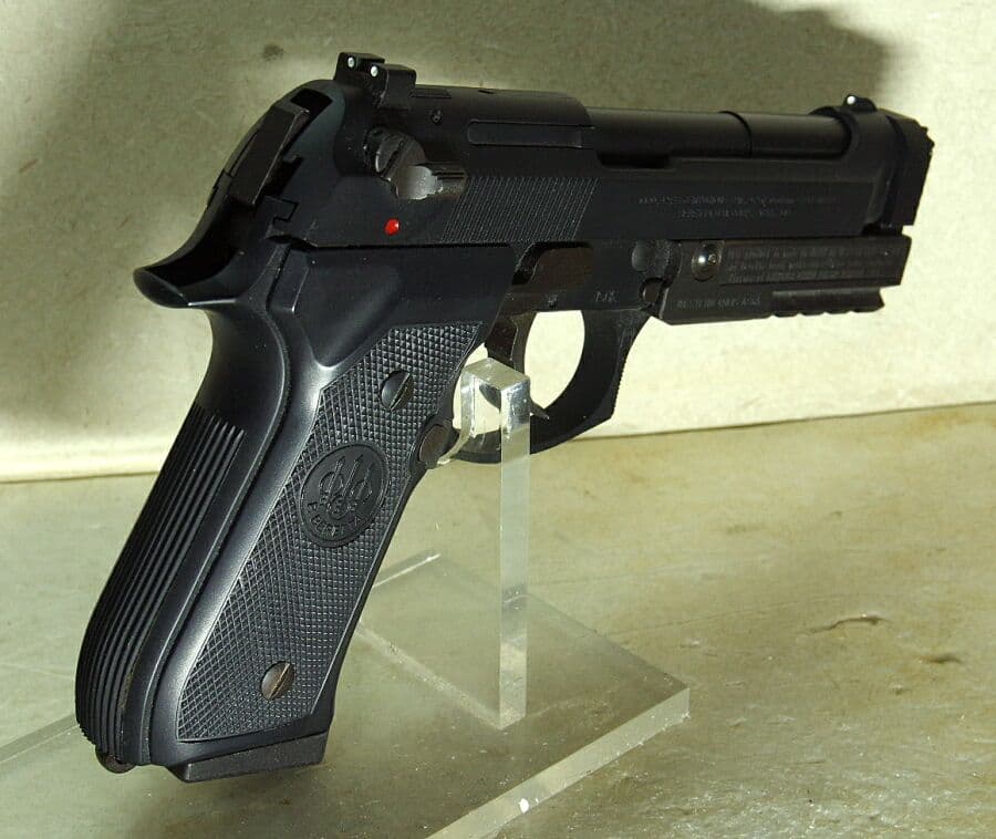 トイガン WESTERN ARMS BERETTA BODYGUARD LIMITED