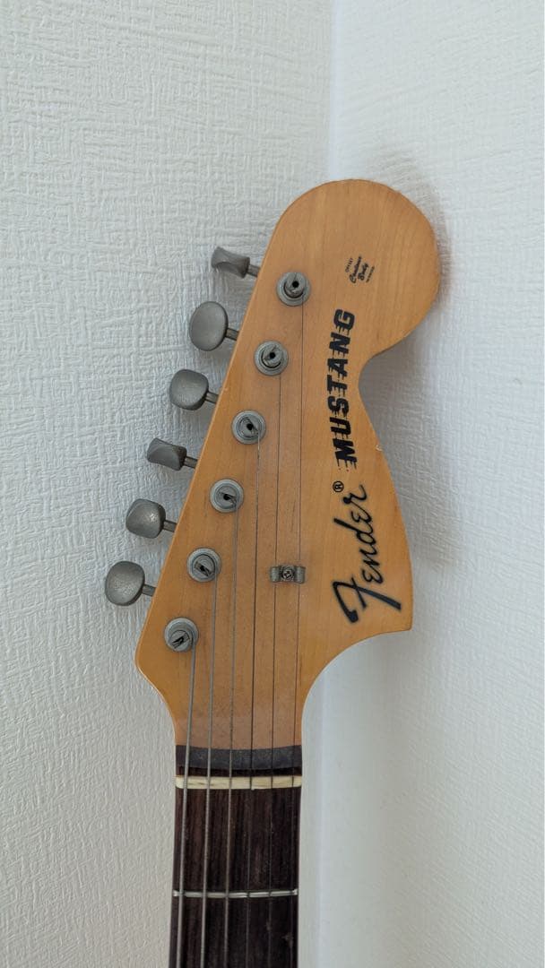 Fender Japan ムスタングタイプ 黄系 【日本製・演奏性◎】　レア