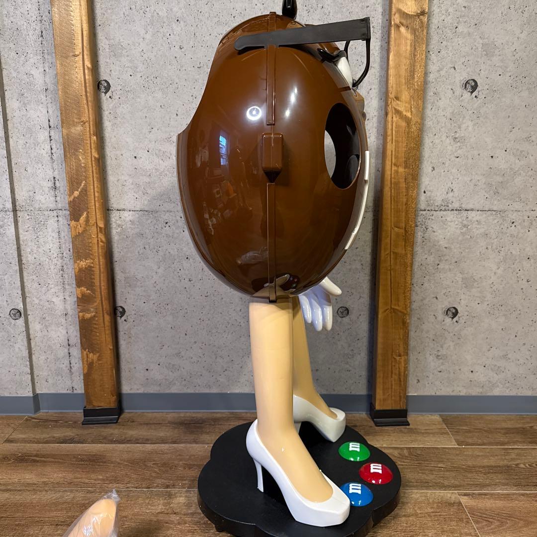 新品　M&M's ブラウン　ストアディスプレイ
