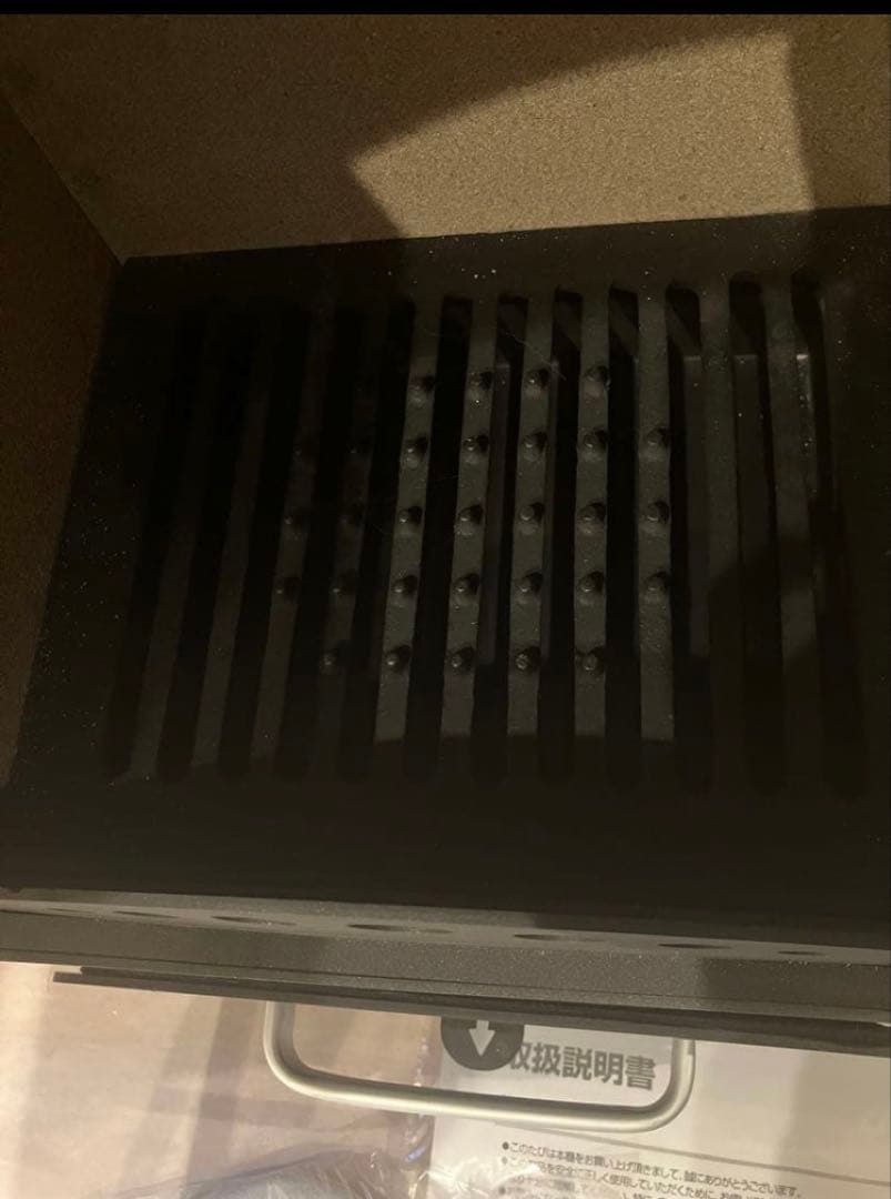 新品未使用　鋼鉄製　薪ストーブ　北欧風