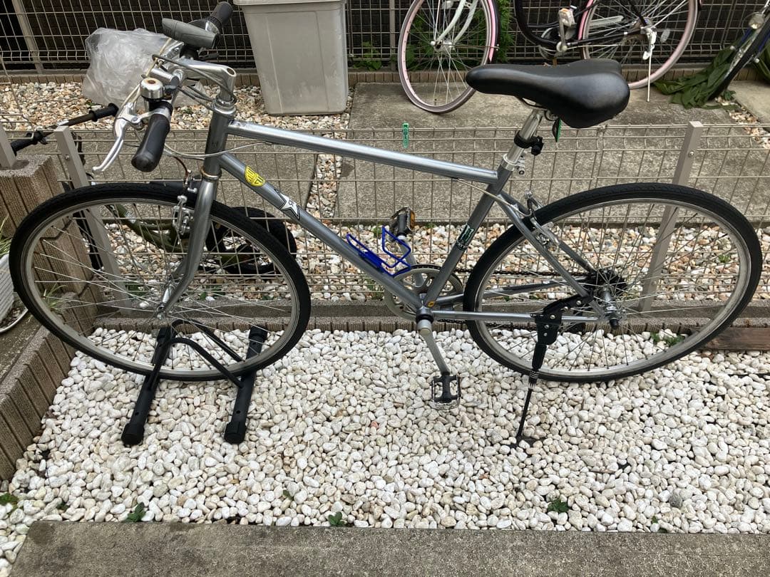 イノベーター　クロスバイク 自転車　28インチ