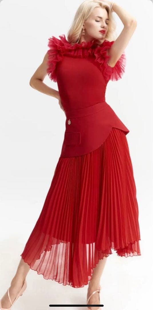 セール❤️新品　社交ダンス　スカート dancequeen 赤