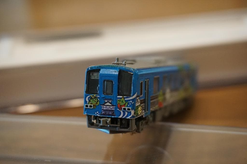 TOMIX製 キハ120系　越美北線ラッピング列車「越前大野城」仕様　M車