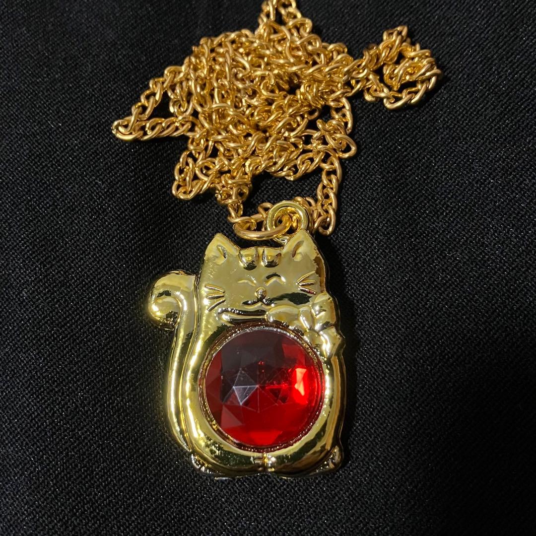 昔のセボンスター　ねこ　赤石