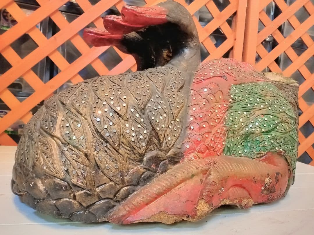 木彫りの三つ頭鴨　三ツ頭鳥　アジアンアート　民芸品　共命鳥　キメラ　14040