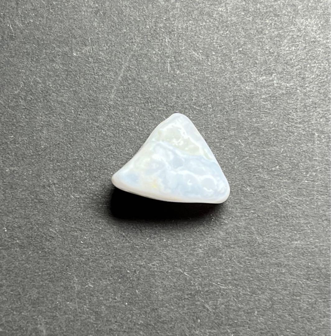 福井県産　天然ブルーカルセドニー　青めのう　国産鉱物　標本　原石