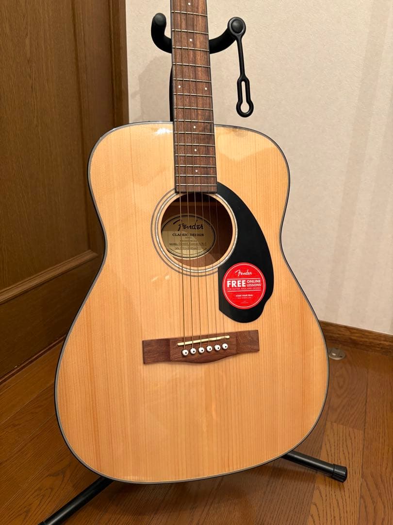 【美品】Fender アコースティックギター　ギターケース・カポ付属