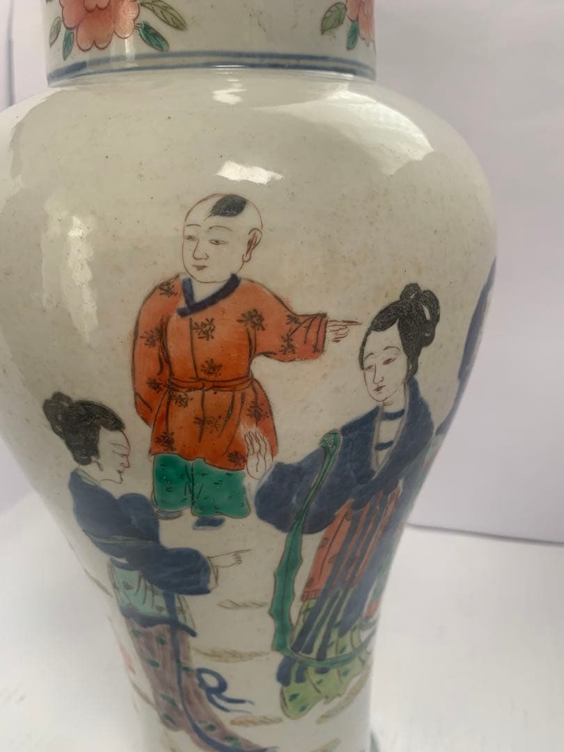 中国美術　清時代　五彩人物大壺　送料込み