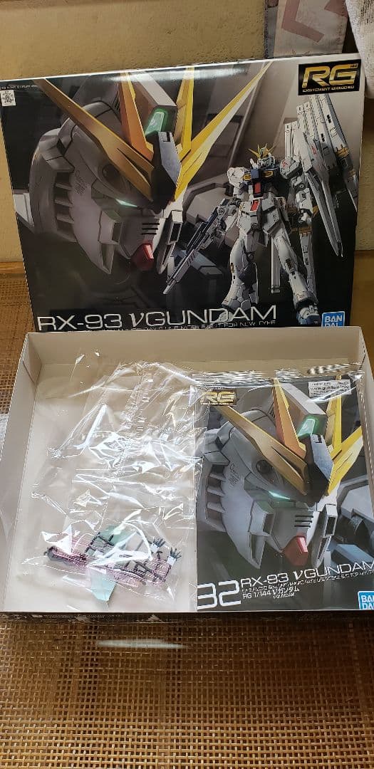 完成品 RG ニュー ガンダム バンダイ BANDAI 機動戦士 GUNDAM