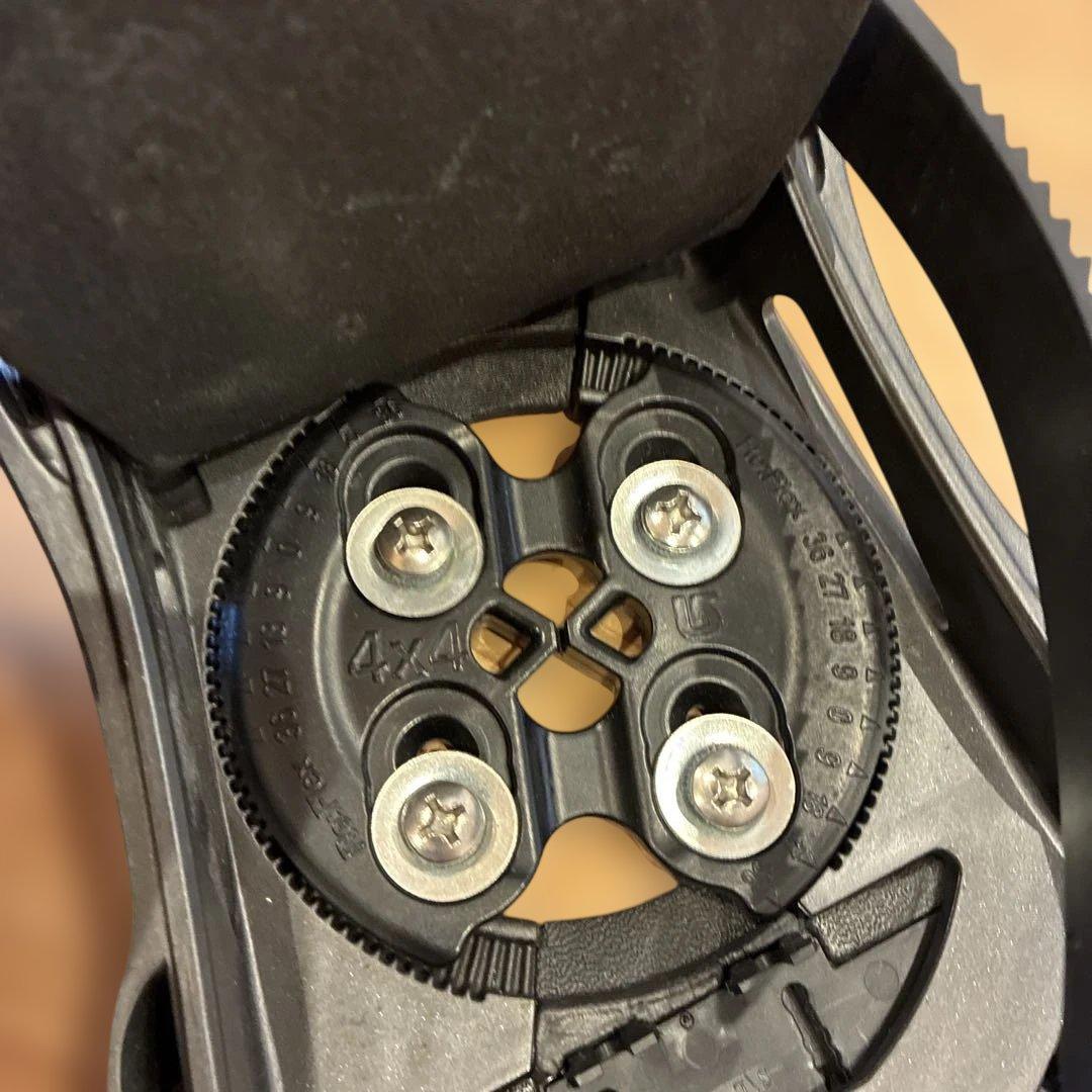 Burton MALAVITA LEATHER Sサイズ　マラビータレザー