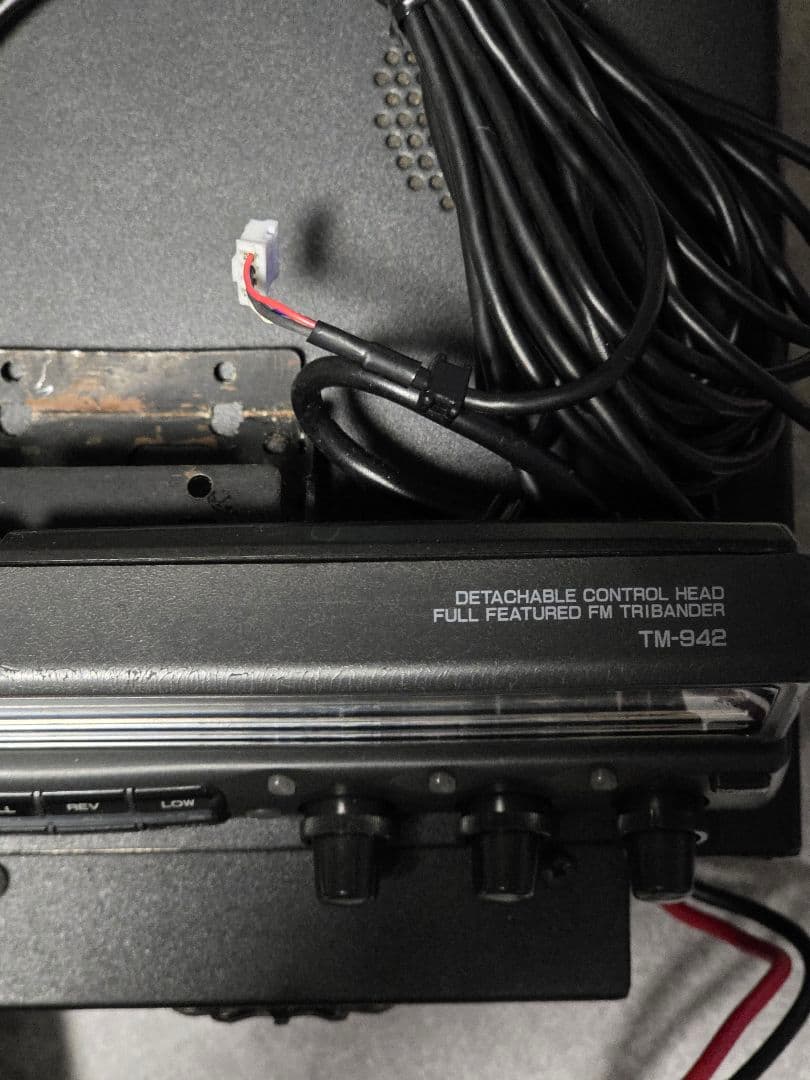 TM-942 144 4301200MHzモービル機 430のみハイパワー仕様