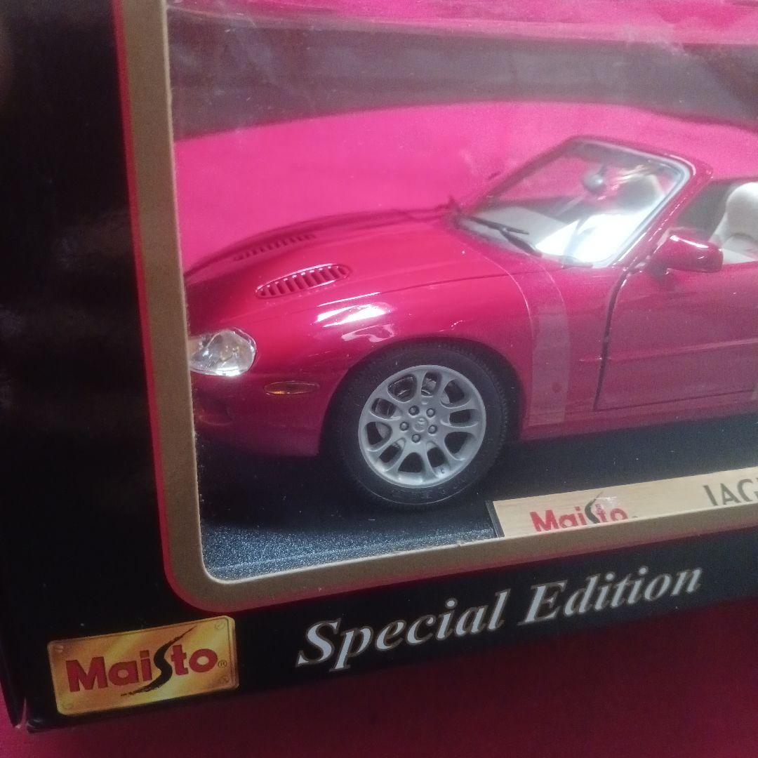 Maisto　JUGUAR XKR(1998)　1/18　精密　ダイキャスト製