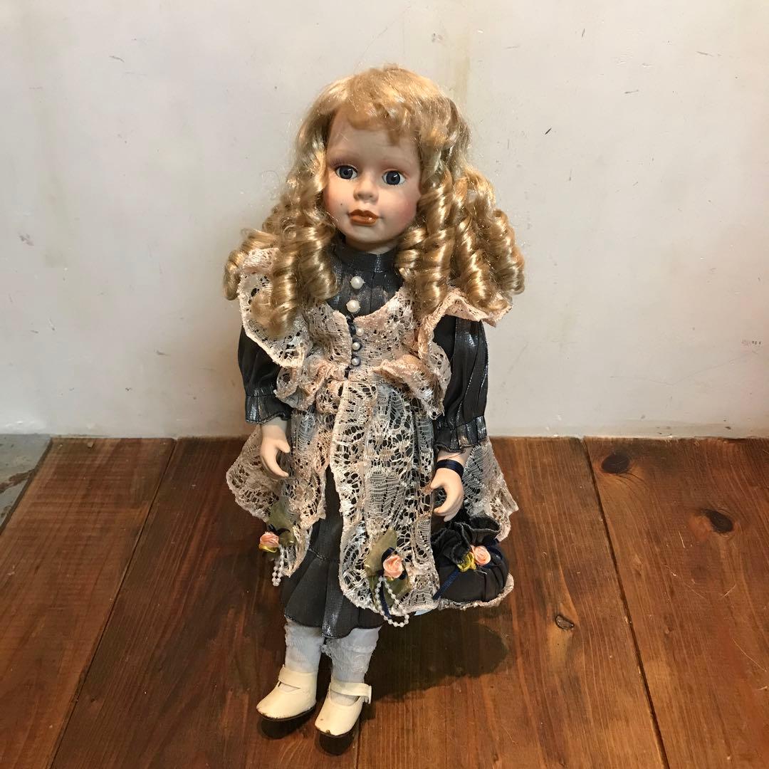 美品　ドール　ヴィンテージ　西洋人形　丁寧なつくり　表情が可愛いらしい