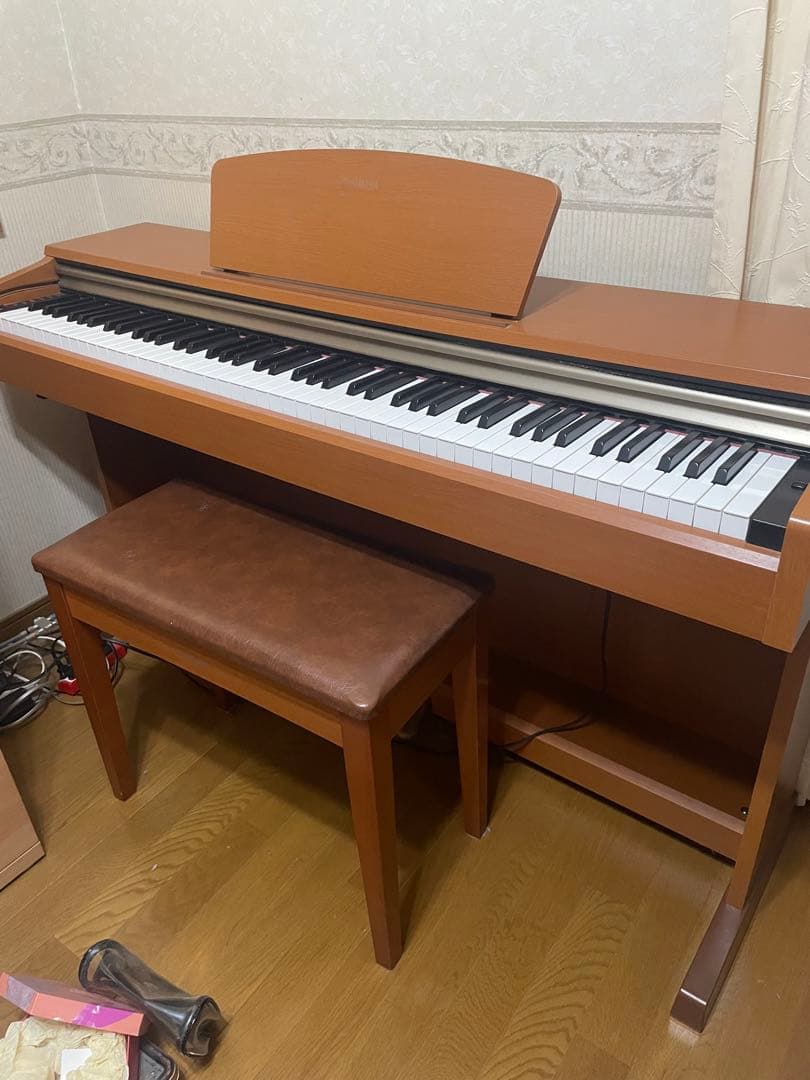 【直接引き取り限定】YAMAHA 電子ピアノ YDP-151C 椅子付き