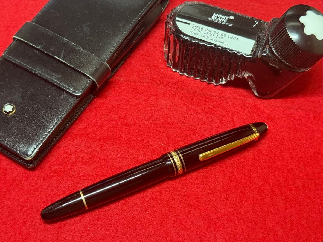 モンブラン　マイスターシュテュック　162 ローラーボール　黒　ボールペン