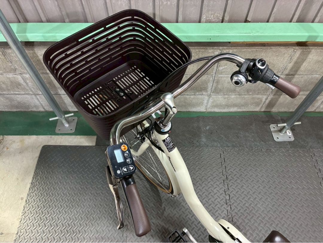 №8683 電動自転車 パナソニック　ビビSL 26インチ ホワイト✨極上美品✨