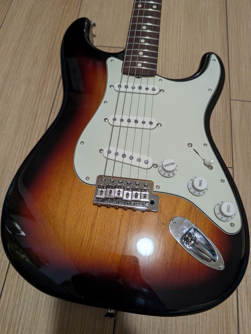 Fender Japan Heritage 60s ストラト定価233,200円
