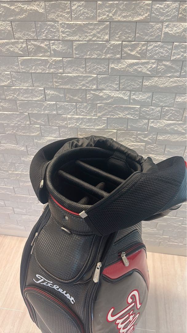 タイトリスト キャディバッグ ホワイト レッド　ブラック ゴルフ 刺繍