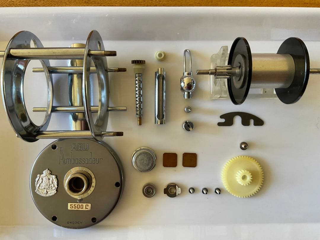 ABU アンバサダー 5500C ビッグA メンテ済 フレーム修正済