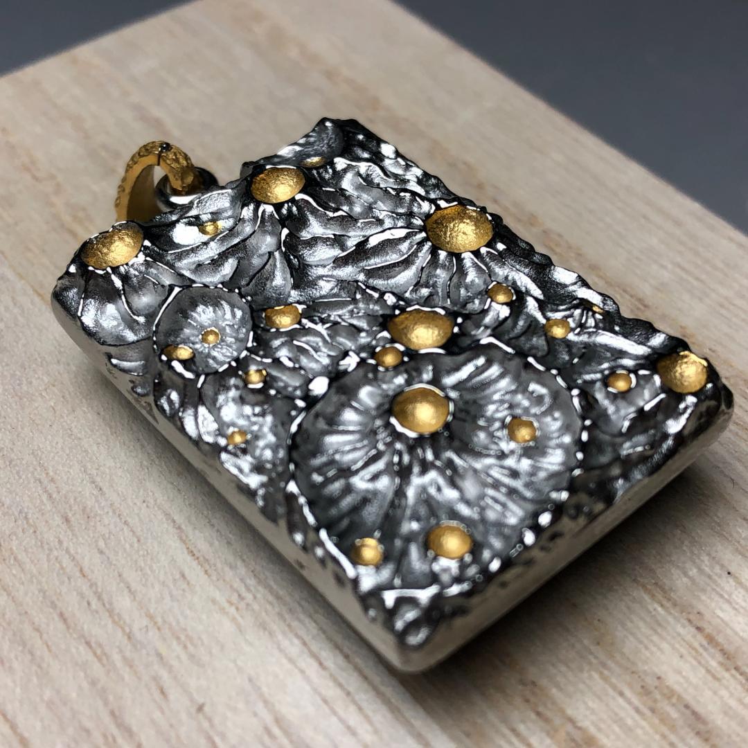 パラサイト隕石 　ペンダントトップ　石鉄隕石　セリコ隕石 銀　共箱