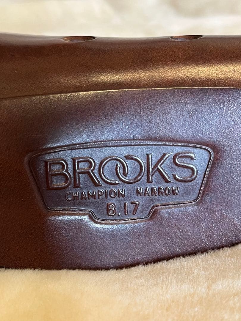 BROOKS B.17 Champion Narrow サドル