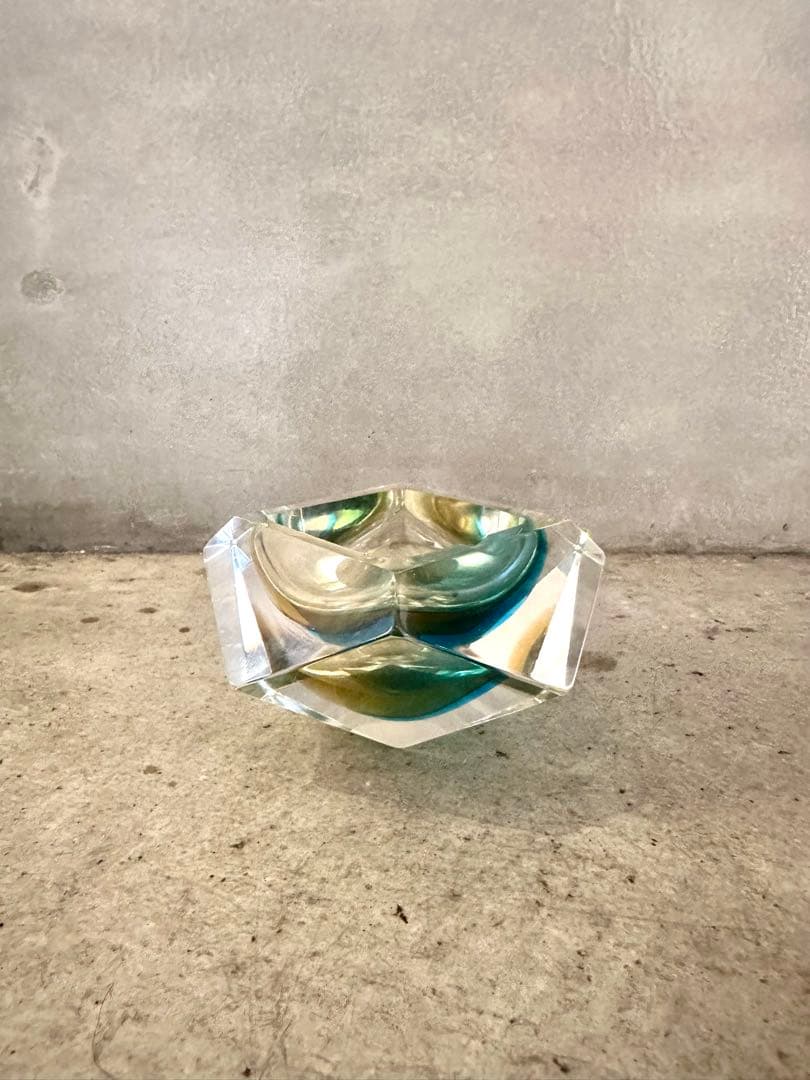 イタリア製　ムラーノ灰皿小物入れ