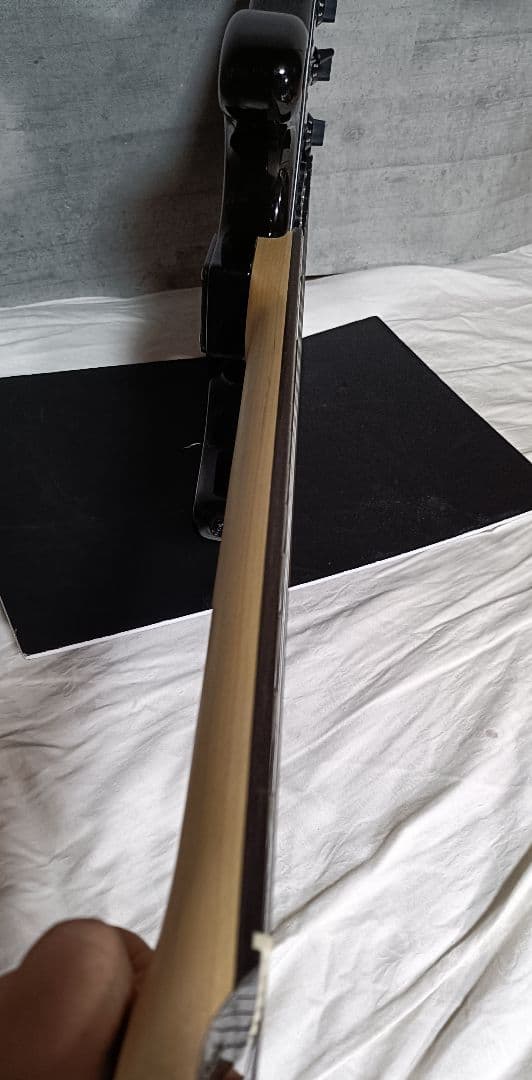 Selderストラトタイプエレキギター、パープルカラー美品！音出し確認済み品！