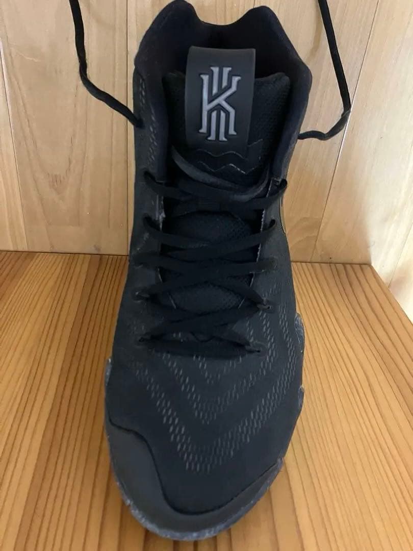 NIKE　KYRIE バスケットシューズ