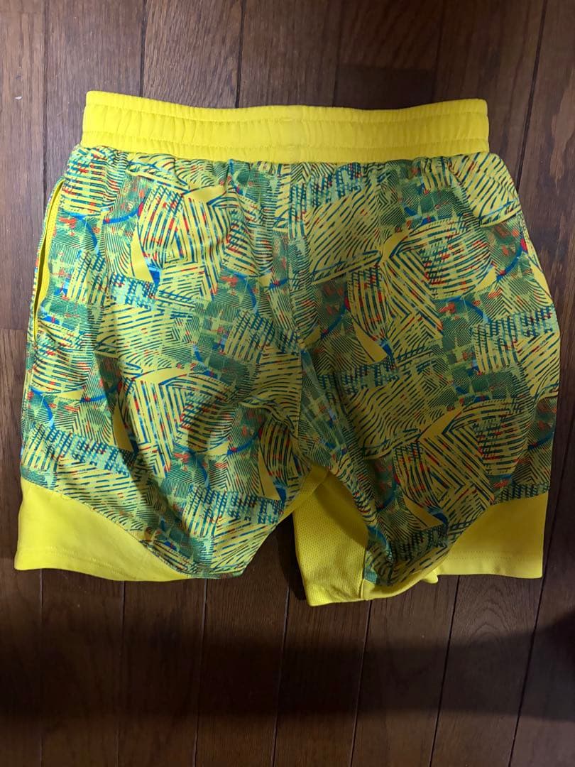 YONEX ハーフパンツ　Sサイズ