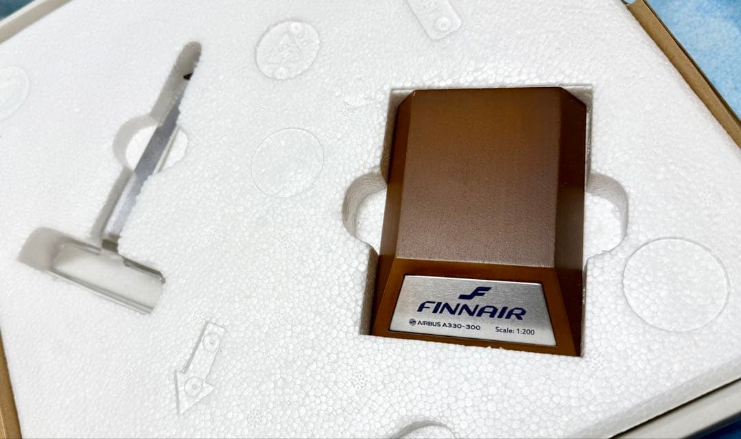 FINNAIR フィンエアー エアバス A330 1/200 フィンランド
