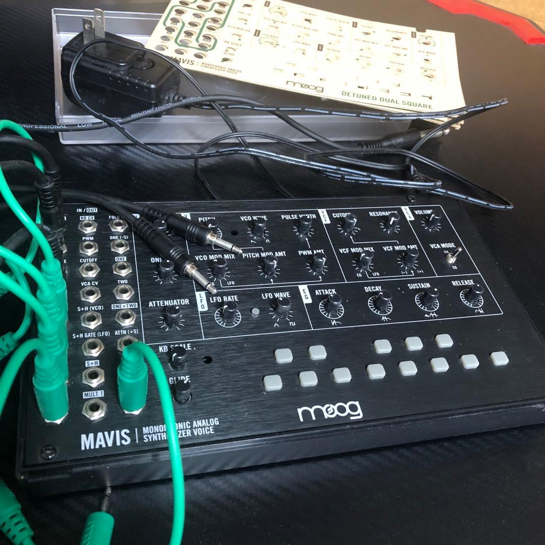 Moog MAVIS アナログシンセサイザー　新品パッチケーブル付き